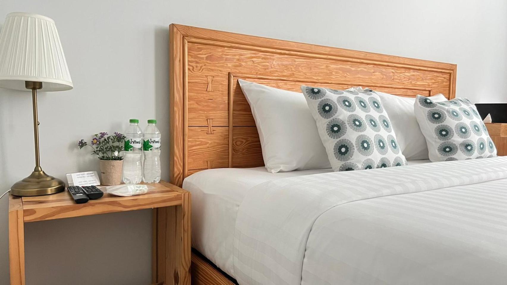 Latima Boutique Hostel Kanchanaburi Eksteriør billede